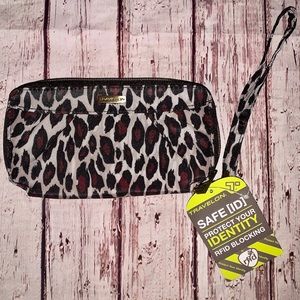 Travelon RFID Blocking Wristlet Wallet